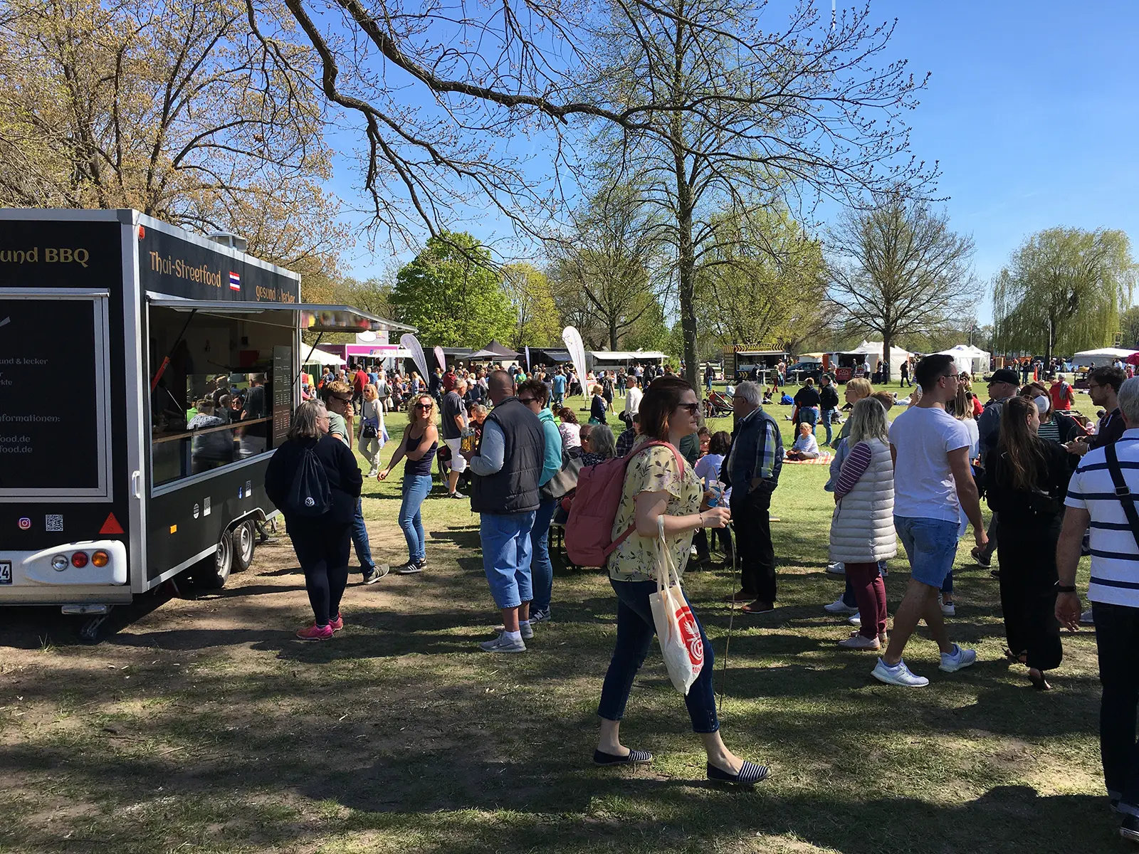 Chang Tong Foodtruck auf einer gut besuchten Veranstaltung