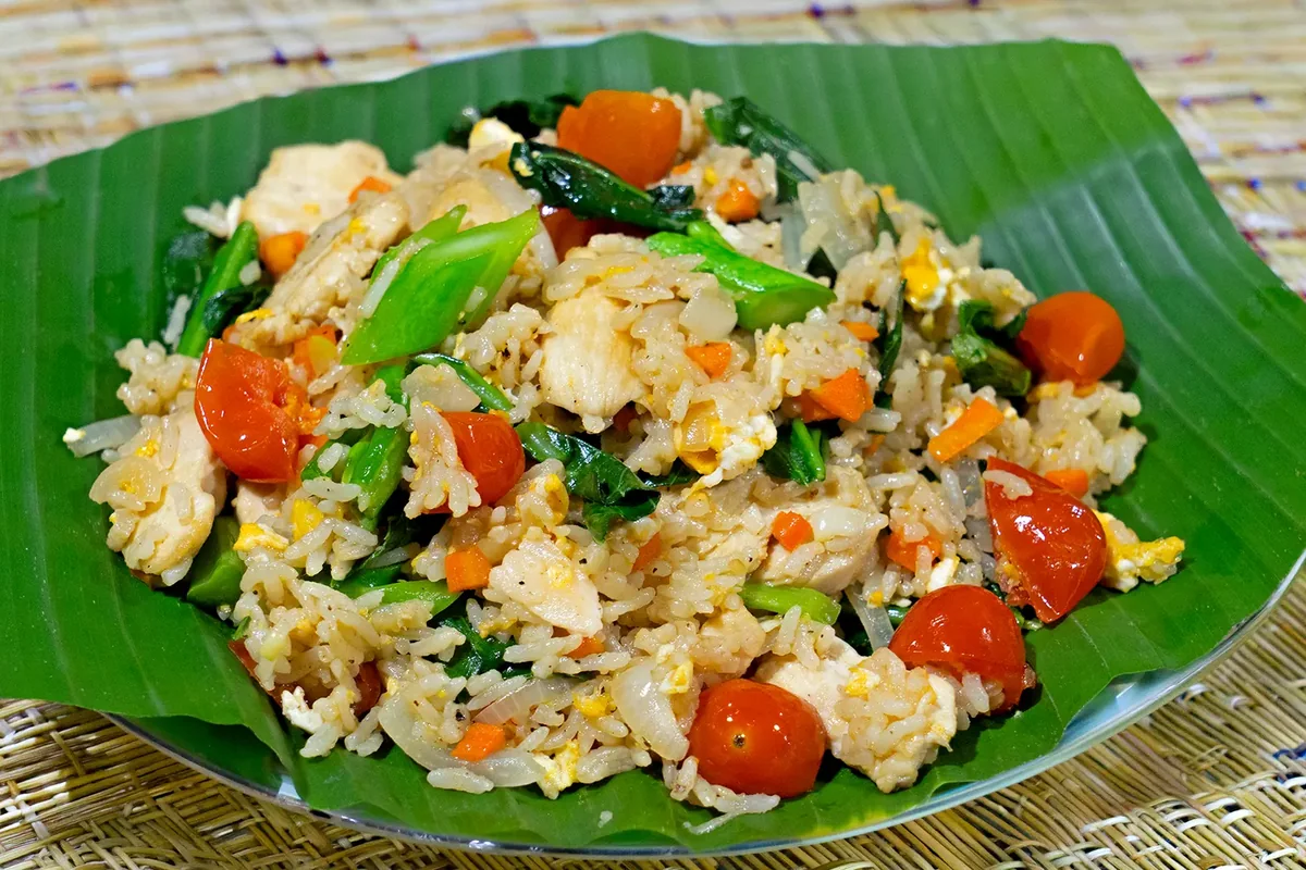 Thailändischer gebratener Reis Khao Pad