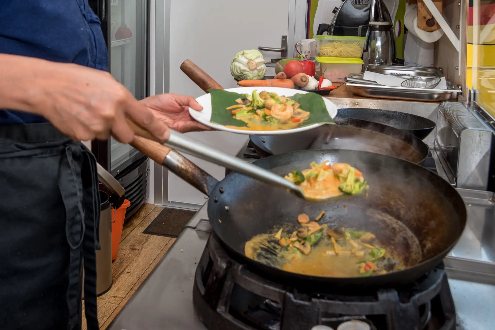 Frische Zutaten werden für ein Chang Tong Catering angerichtet